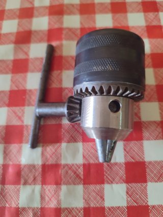Mandril para taladro con llave
