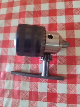 Mandril para taladro con llave