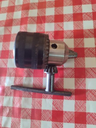 Mandril para taladro con llave