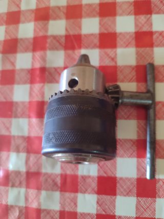 Mandril para taladro con llave