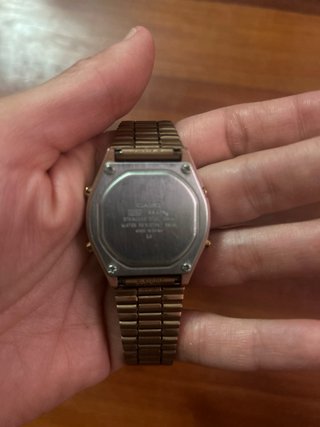 Reloj Casio Dorado