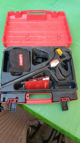 Hilti láser PM24