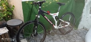 Bicicleta Specialized FSR 26 buen estado