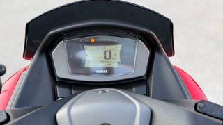 Yamaha NMAX 125 2024 Roja y Negra
