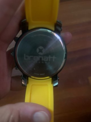 Reloj Brenatt Negro y Amarillo