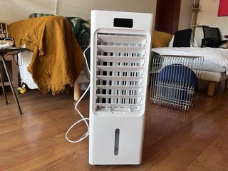 Ventilador de agua fría blanco