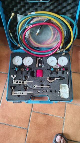 Manómetros A/A con Mangueras
