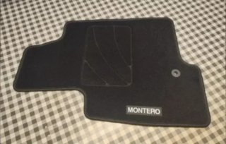 + Mitsubishi Montero V60 Largo Alfombrillas a medi