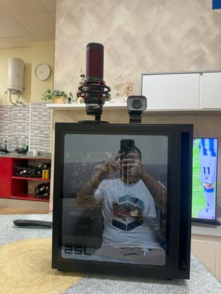 PC Gaming + Micrófono + Webcam