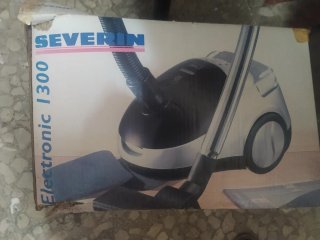 Aspiradora Severin Electronic 1300