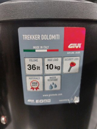 Maletas Givi Trekker Dolomiti 36L Negras black
