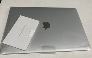 MacBook Air 13 Apple Gris Espacial