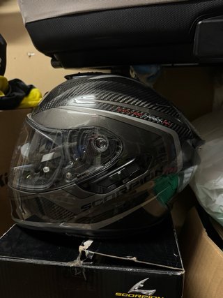 Casco integral Scorpion Exo 1400 Carbon Air