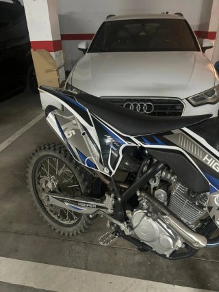 Moto de Cross 250 K5 Negra y Azul