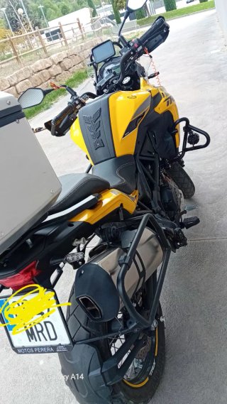 Benelli TRK 502x Aventura Amarilla