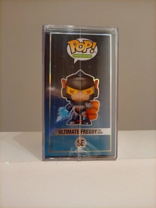 Funko Pop Ultimate Freddy con Espada SE