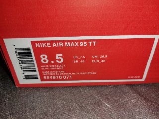 Nike Air Max 95 OG Neon Talla 42 Nuevas