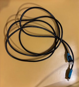 PS4 (PlayStation 4) + 2 Mandos + Cables
