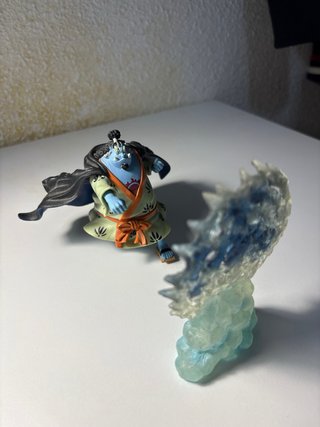 Figura Jinbe One Piece