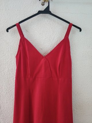 Vestido de Verano Rojo Elegante