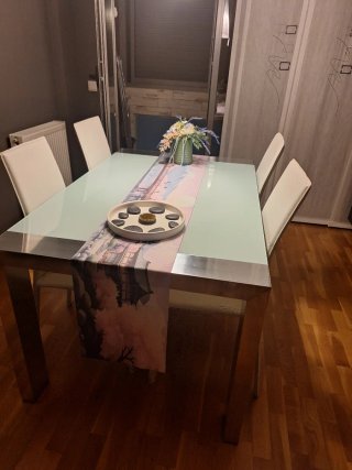 Mesa de comedor cristal y metal extensible