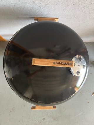 Barbacoa de carbon tipo weber
