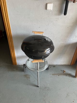 Barbacoa de carbon tipo weber
