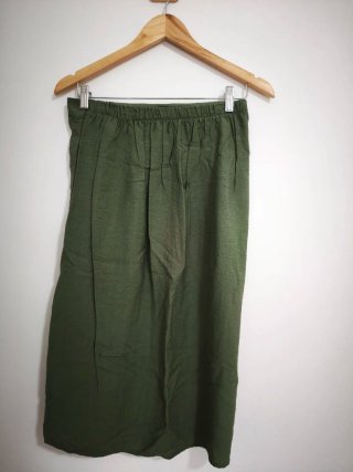 Falda verde oliva con anilla
