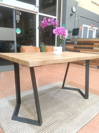 Mesa Rústica Madera y Metal