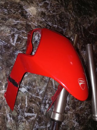 Horquillas Ducati con Frenos Brembo