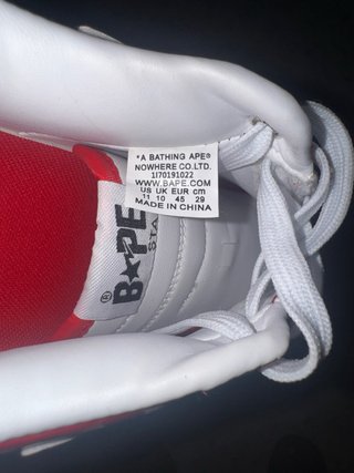 Zapatillas BAPE Roja y Blanca Talla 45 con Caja