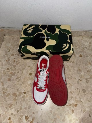Zapatillas BAPE Roja y Blanca Talla 45 con Caja