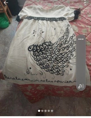 Vestido Anabel Lee con estampado de pavo real