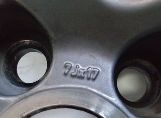 Llanta ford 7jx17 galaxy 2.0 tdci 370398