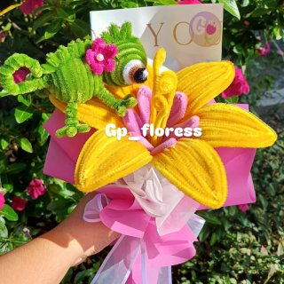 Flor de Rapunzel de limpiapipas