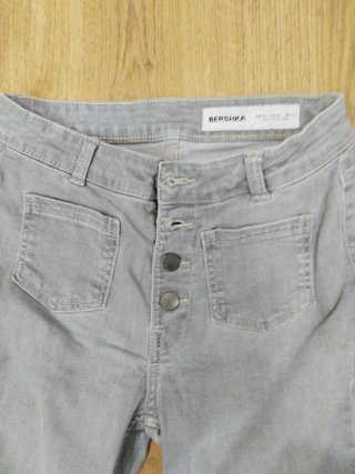 Pack de vaqueros modelo D74 de Stradivarius