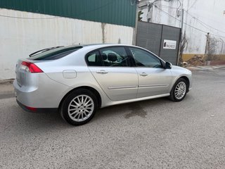 coche renaul laguna