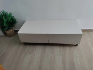 Mesa TV blanca