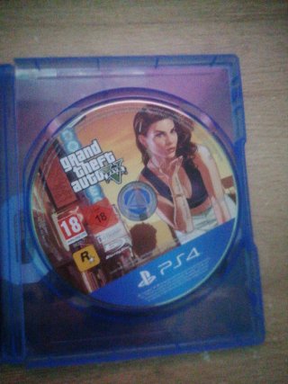 Grand Theft Auto V PS4 Premium Edition