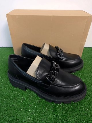 Mocasines Marco Tozzi Negros con Cadena