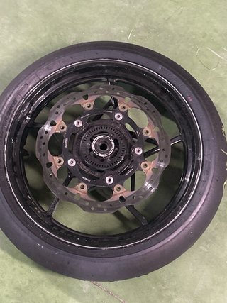 Kawasaki Ninja ZX-4R / ZXR 400 (2021) Preparada