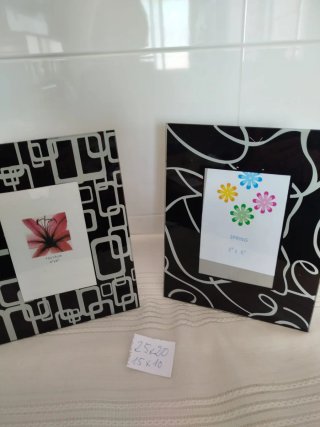 Lote 2 Marcos de Fotos X 3 € .