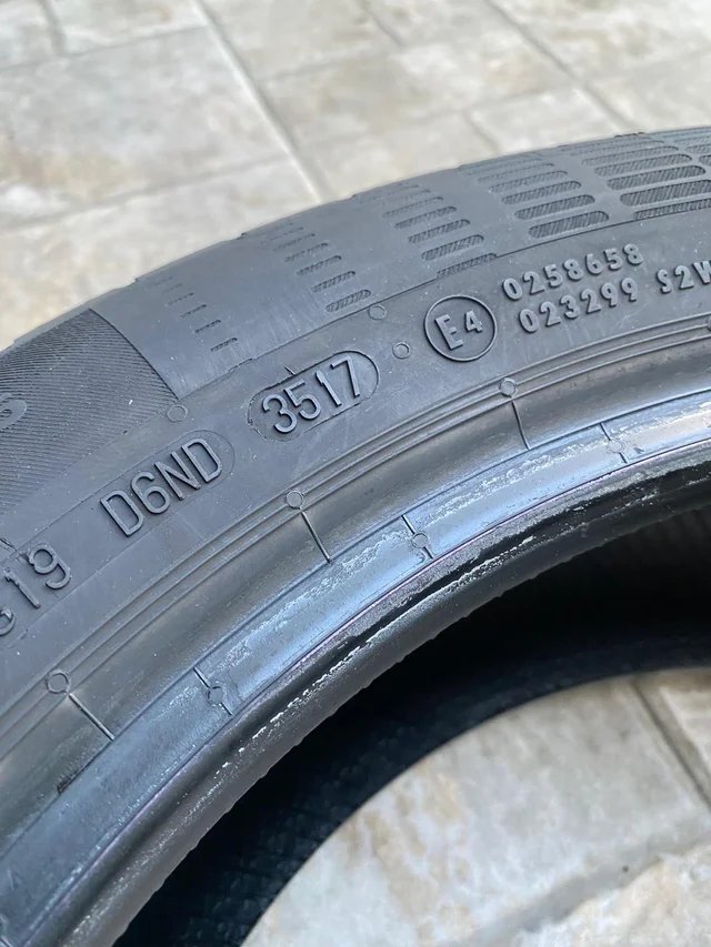 Neumáticos 195/55 R16 CONTINENTAL