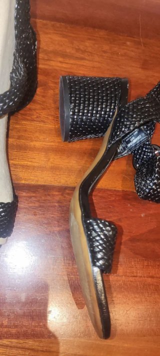 Sandalias Zara trenzadas negras