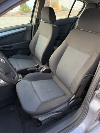 Opel Astra 2005