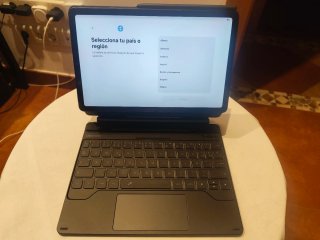 Samsung Galaxy Tab S6 Lite (2024) con Teclado