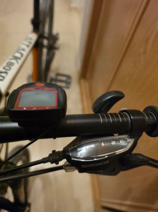 Bicicleta de Montaña Negra y Naranja