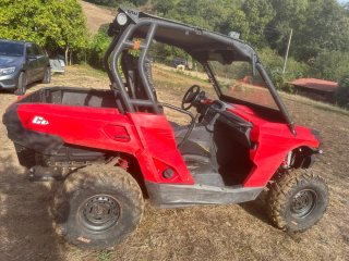 Can-Am Commander 800 Rojo