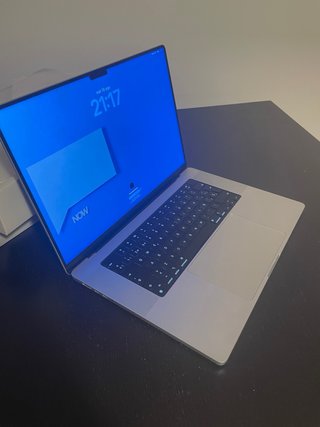 MacBook Pro 16.2 M1 Max 32GB RAM 1TB SSD