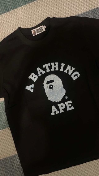 Camiseta BAPE A Bathing Ape Negra Talla XS